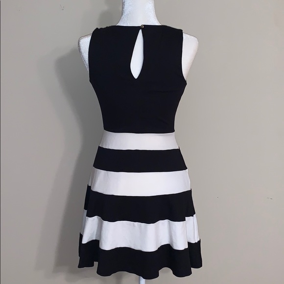 Express Fit and Flare Sleeveless Striped Dress - Picture 3 of 5